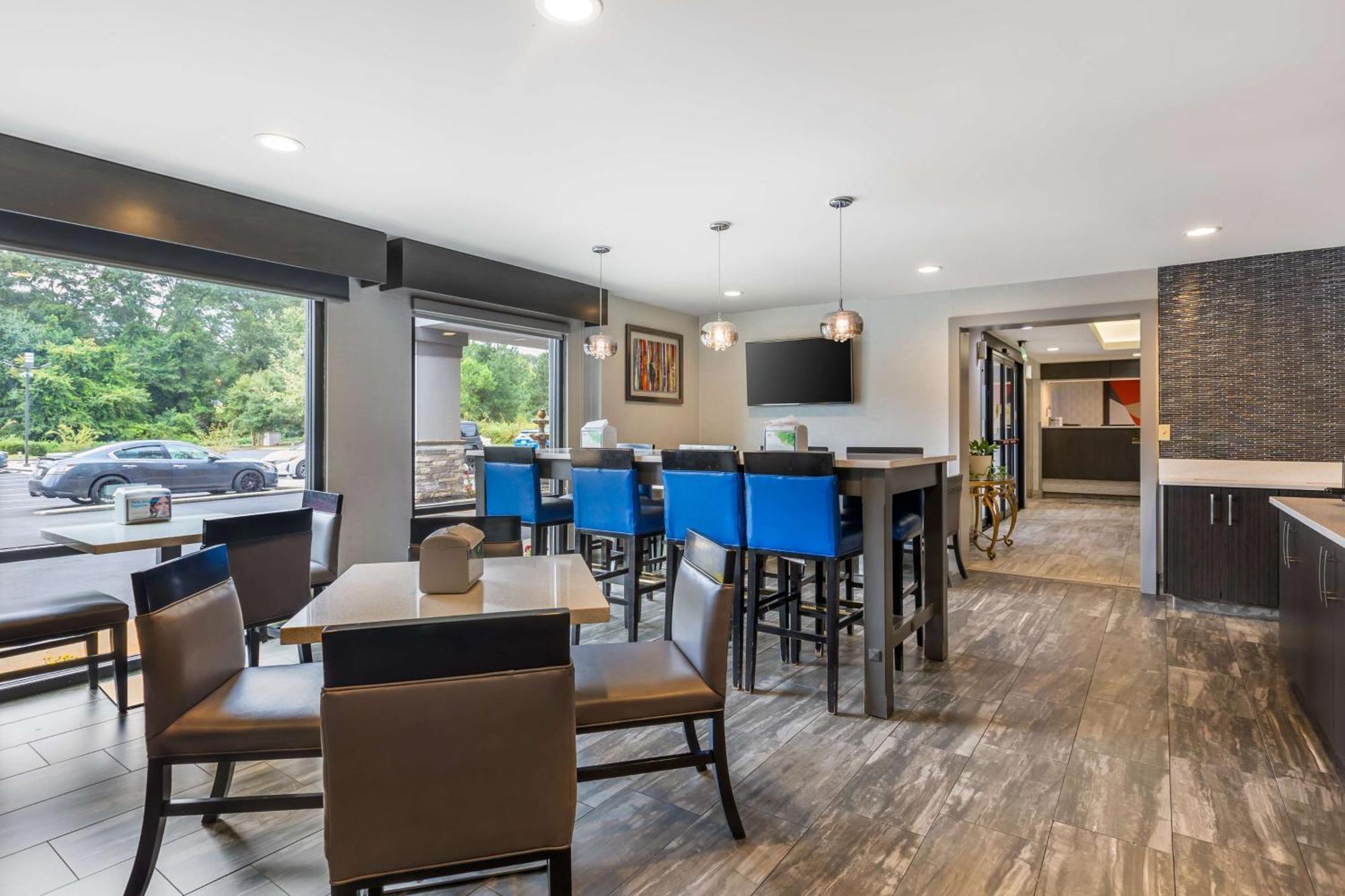 Best Western Plus Spartanburg Exterior photo