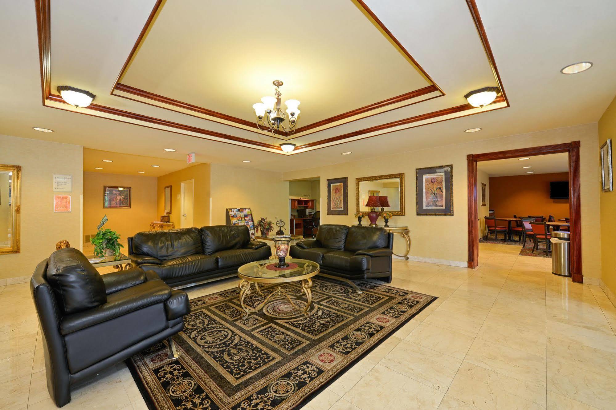 Best Western Plus Spartanburg Exterior photo