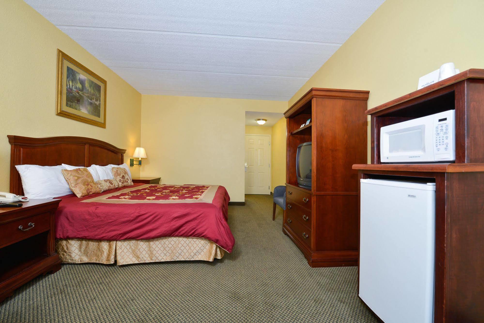 Best Western Plus Spartanburg Exterior photo