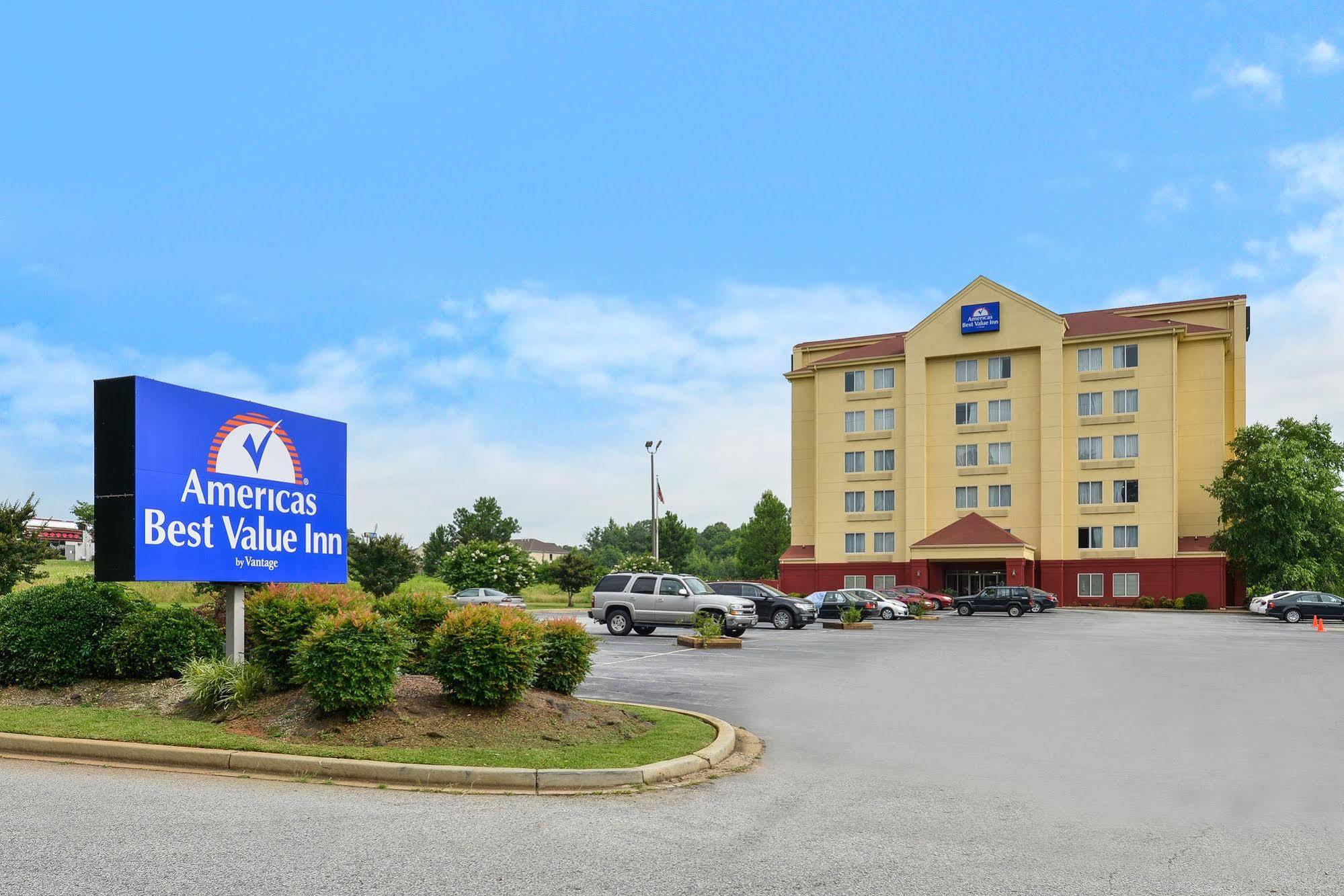 Best Western Plus Spartanburg Exterior photo