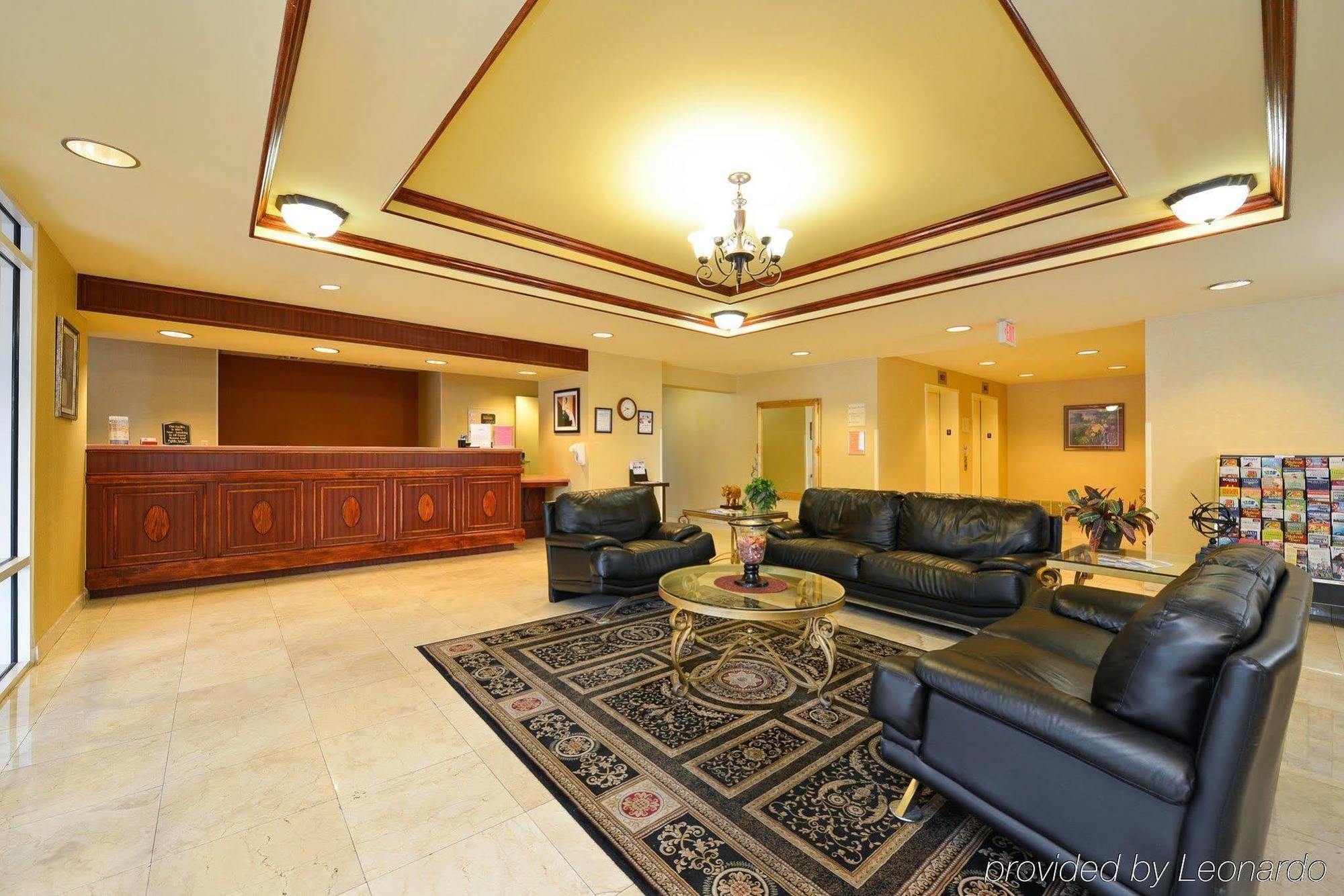 Best Western Plus Spartanburg Exterior photo